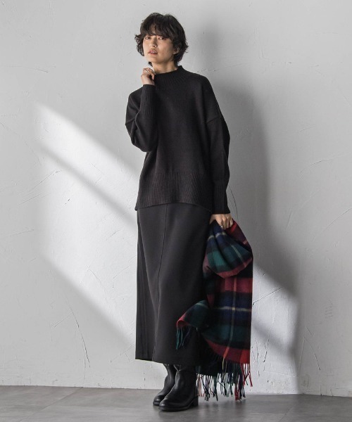 MAYSON GREY(メイソングレイ)の「ハイネックシンプルニット(ニット/セーター・レディース・レッド/ブラウン/ブラック/オフホワイト・M)」の20枚目の写真