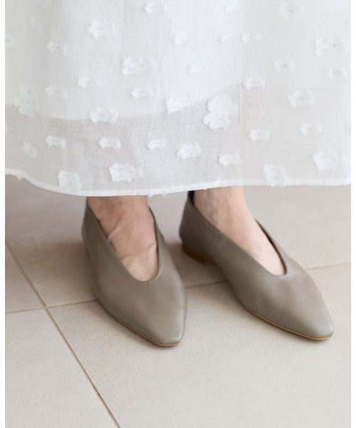 IENA（イエナ）の「IENA フラットシューズ IE5C-0420（その他シューズ・レディース・ブラック/グレー/ホワイト・37.5/37/36.5/38）」の8枚目の写真