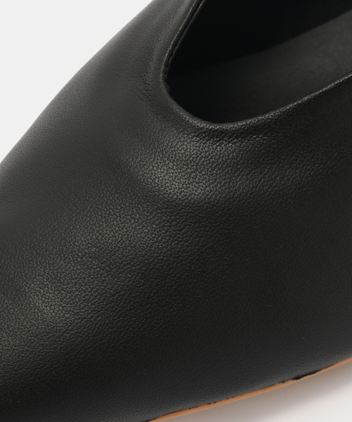 IENA（イエナ）の「IENA フラットシューズ IE5C-0420（その他シューズ・レディース・ブラック/グレー/ホワイト・37.5/37/36.5/38）」の22枚目の写真