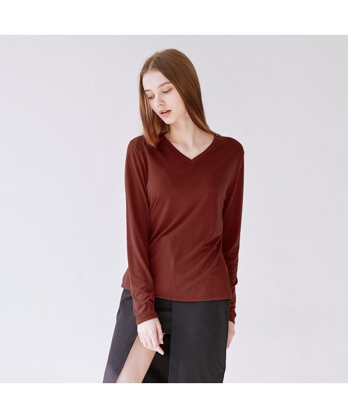 MOCCASOM(モカソン)の「エッセンシャル VネックTシャツ(MCI3-TS278)(Tシャツ/カットソー・レディース・ブラウン・S/M/L)」の1枚目の写真