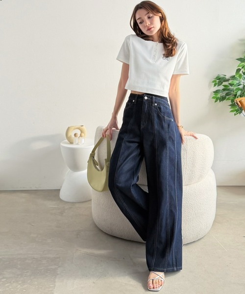 mily bilet(ミウィビレット)の「【mily bilet】盛れるワイド、優勝シルエット。ウエストアシメデザイン切り替えラインデニムパンツ(デニムパンツ・レディース・ブルー/ワンウォッシュ・LARGE/MEDIUM/SMALL/X-LARGE)」の15枚目の写真