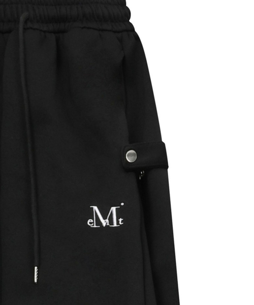 MUCENT(ムセント)の「ウィアーサイドボタン スウェットパンツ 男女共用 (4カラー)(スウェットパンツ・レディース・グレー系/ブラック系/ライトグレー/アイボリー系・FREE)」の11枚目の写真