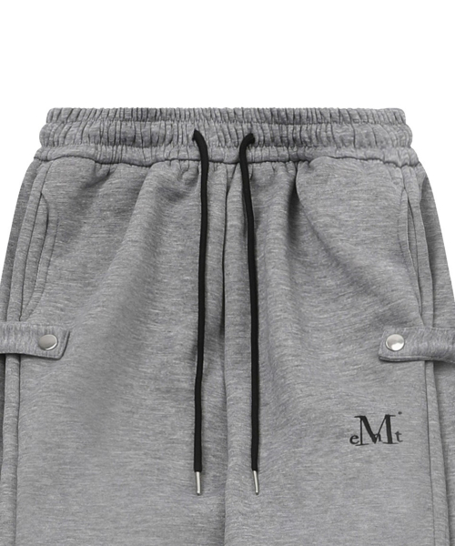 MUCENT(ムセント)の「ウィアーサイドボタン スウェットパンツ 男女共用 (4カラー)(スウェットパンツ・レディース・グレー系/ブラック系/ライトグレー/アイボリー系・FREE)」の15枚目の写真