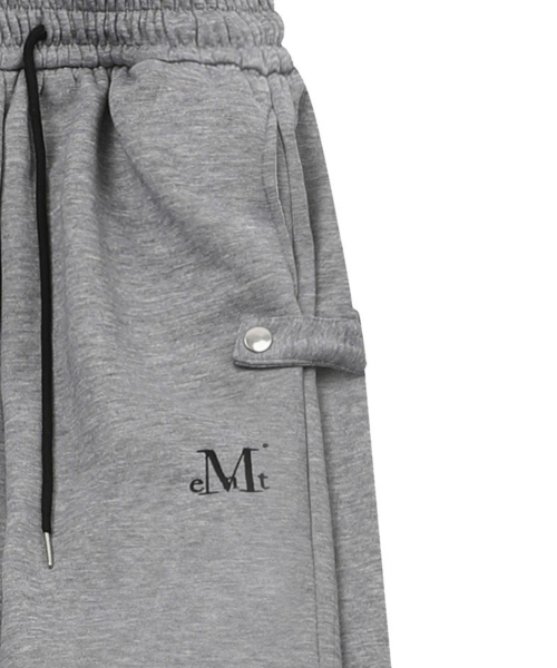 MUCENT(ムセント)の「ウィアーサイドボタン スウェットパンツ 男女共用 (4カラー)(スウェットパンツ・レディース・グレー系/ブラック系/ライトグレー/アイボリー系・FREE)」の16枚目の写真