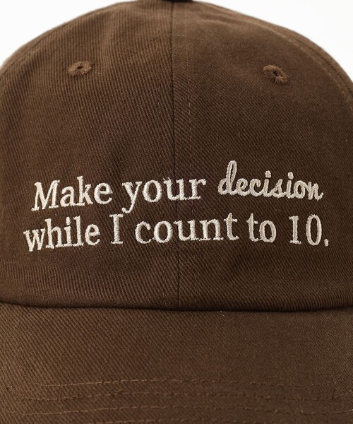 BEAMS HEART（ビームスハート）の「メッセージ刺繍 ベースボール キャップ（キャップ・メンズ・ブラウン/グリーン・ONE SIZE）」の6枚目の写真