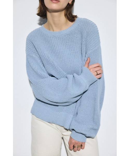 AZUL by moussy(アズールバイマウジー)の「畔編みリラックスニットトップス(ニット/セーター・レディース・アイボリー/ライトブルー/ライトイエロー/ネイビー・FREE)」の13枚目の写真