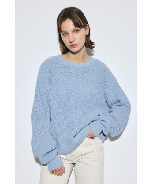 AZUL by moussy(アズールバイマウジー)の「畔編みリラックスニットトップス(ニット/セーター・レディース・アイボリー/ライトブルー/ライトイエロー/ネイビー・FREE)」の14枚目の写真