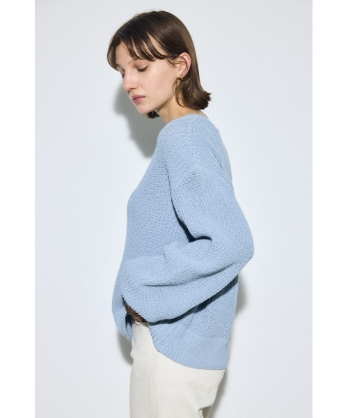 AZUL by moussy(アズールバイマウジー)の「畔編みリラックスニットトップス(ニット/セーター・レディース・アイボリー/ライトブルー/ライトイエロー/ネイビー・FREE)」の15枚目の写真