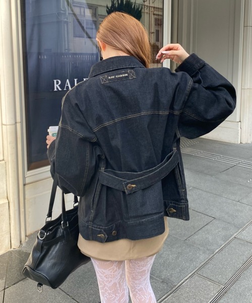 RAY CASSIN（レイカズン）の「【セットアップで着られる】ウエストシェイプデニムGジャン（デニムジャケット・レディース・ブラック/ネイビー/ベージュ・FREE）」の18枚目の写真
