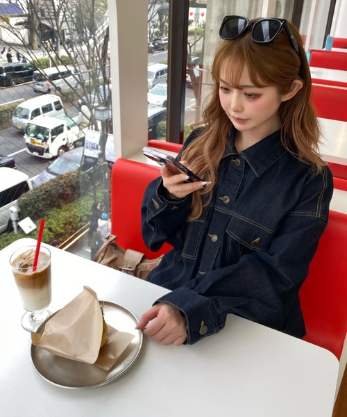 RAY CASSIN（レイカズン）の「【SET UPで着られる！】ウエストシェイプデニムGジャン（デニムジャケット・レディース・ブラック/ネイビー/ベージュ・FREE）」の11枚目の写真