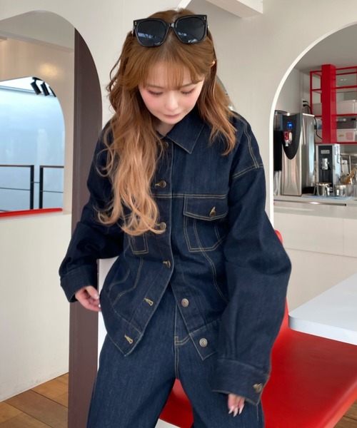 RAY CASSIN（レイカズン）の「【SET UPで着られる！】ウエストシェイプデニムGジャン（デニムジャケット・レディース・ブラック/ネイビー/ベージュ・FREE）」の5枚目の写真