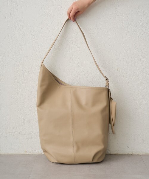 LOUNGEDRESS（ラウンジドレス）の「【＠_yoshinosan_【GALENA/ガレナ】スロープワンショルダーBag（トートバッグ・レディース・ベージュ/ブラック・FREE）」の12枚目の写真