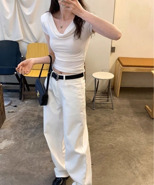 kirakiraShop(キラキラショップ)の「シャーリング オフショルダー トップス(Tシャツ/カットソー・レディース・イエロー/ネイビー/チャコール/ブラック/ピンク/ブラウン/ホワイト/ブルー/杢グレー・FREE)」の12枚目の写真