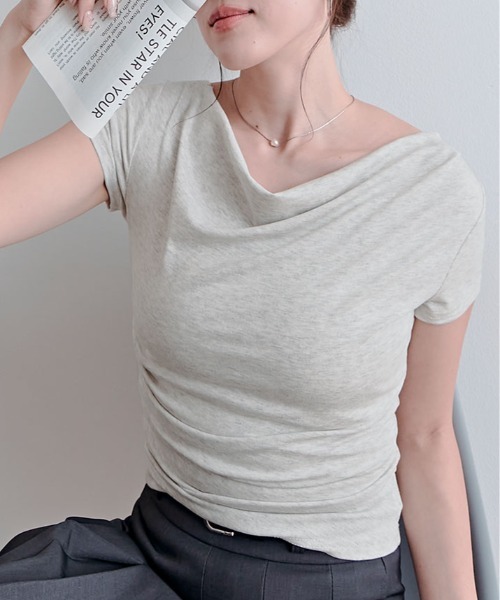 kirakiraShop(キラキラショップ)の「シャーリング オフショルダー トップス(Tシャツ/カットソー・レディース・イエロー/ネイビー/チャコール/ブラック/ピンク/ブラウン/ホワイト/ブルー/杢グレー・FREE)」の17枚目の写真