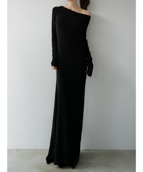 silky fitted off shoulder long dress（ワンピース）｜celon（セロン