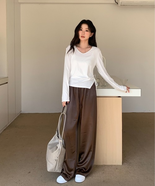 Siel（シエル）の「サテンイージーパンツ（その他パンツ・レディース・ブラウン/グレー/ベージュ/ブラック・FREE）」の10枚目の写真