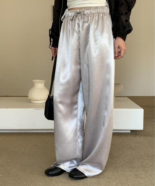 Siel（シエル）の「サテンイージーパンツ（その他パンツ・レディース・ブラウン/グレー/ベージュ/ブラック・FREE）」の19枚目の写真
