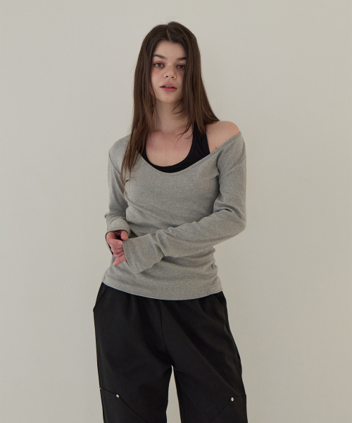 5OML(オーオーエムエル)の「ホルターネックレイヤードロングスリーブ(メランジグレー)(Tシャツ/カットソー・レディース・グレー・FREE)」の2枚目の写真