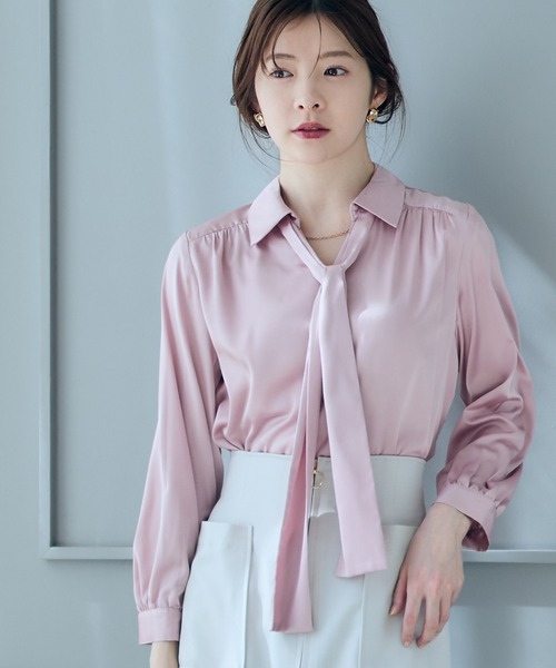 12Twelve Agenda（トゥエルブ　アジェンダ）の「Manywaysデザインブラウス（シャツ/ブラウス・レディース・オフホワイト/ネイビー/ピンク・M）」の11枚目の写真