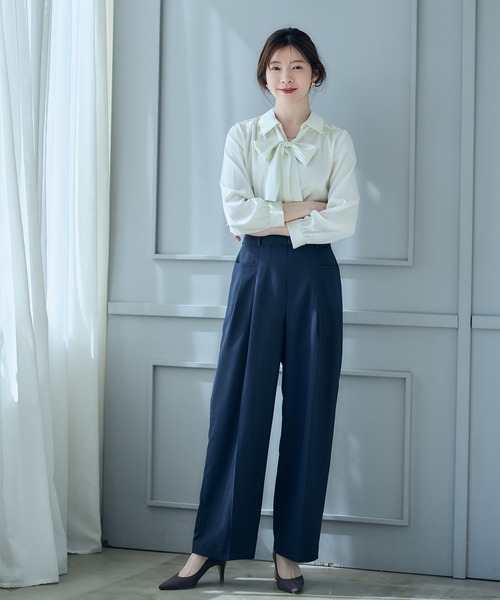 12Twelve Agenda（トゥエルブ　アジェンダ）の「Manywaysデザインブラウス（シャツ/ブラウス・レディース・オフホワイト/ネイビー/ピンク・M）」の8枚目の写真