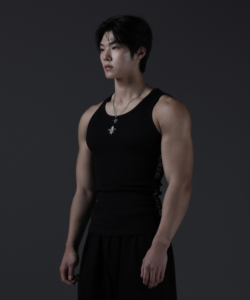 CARMID(カミド)の「ノーブルレタリングバンドマッスルフィットスリーブレス(Tシャツ/カットソー・メンズ・その他・1/2/3)」の3枚目の写真