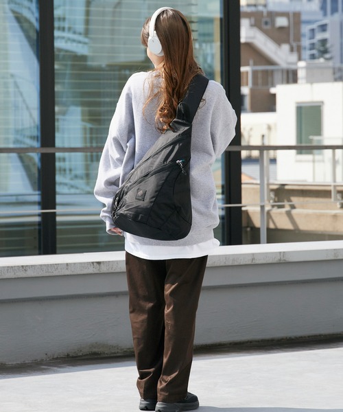 Columbia（コロンビア）の「Columbia/コロンビア パナシーアスリングバッグ 斜めがけ ワンショルダーバッグ ボディーバッグ 通学 アウトドア スポーツ 2026年春夏（ボディバッグ/ウエストポーチ・メンズ・ブラック・FREE）」の19枚目の写真