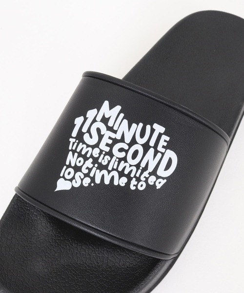 1minute 1second(ワンミニットワンセカンド)の「mko13404-shower sandals (PAVE heart) シャワーサンダル(1M26N370)(サンダル・メンズ・ホワイト/ブラック・XL/L/M/S)」の17枚目の写真