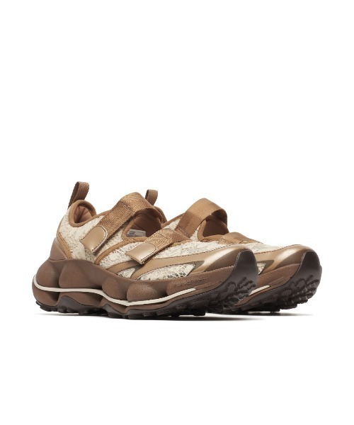 MERRELL（メレル）の「MERRELL SPEED ARC MATIS TREK MJ（メレル スピード アーク マティス トレック メリージェーン）（スニーカー・レディース・ベージュ系/ブラック系・23.5cm/24cm/24.5cm/25cm/23cm）」の2枚目の写真