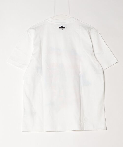 adidas（アディダス）の「アーカイブ サッカー グラフィック半袖Tシャツ / アディダスオリジナルス adidas Originals（Tシャツ/カットソー・メンズ・ホワイト・X-LARGE/SMALL/MEDIUM/LARGE/XX-LARGE/3XL/X-SMALL）」の7枚目の写真