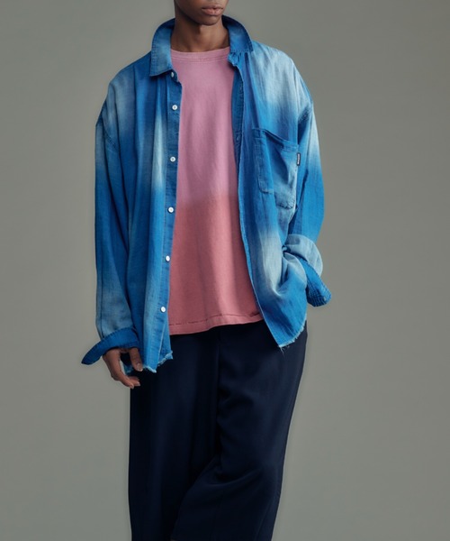ADAM PATEK(アダムパテック)の「【ADAMPATEK/アダムパテック】aging sheer denim shirt/エイジングシアーデニムシャツ(シャツ/ブラウス・レディース・ブルー・2)」の1枚目の写真