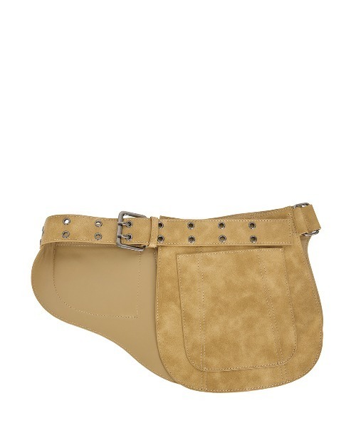 Ameri（アメリ）の「SYNTHETIC LEATHER UTILITY BELT（ベルト・レディース・ベージュ/ブラック・FREE）」の17枚目の写真