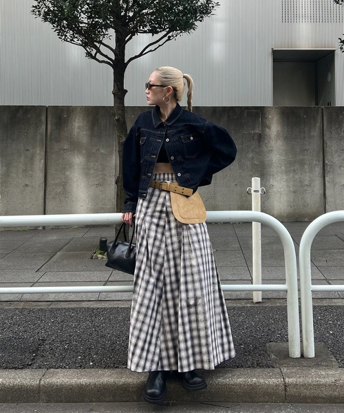 Ameri（アメリ）の「SYNTHETIC LEATHER UTILITY BELT（ベルト・レディース・ベージュ/ブラック・FREE）」の11枚目の写真