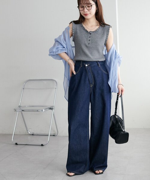 DISCOAT(ディスコート)の「ライトオンスデニムワイドパンツ(その他パンツ・レディース・ブルー/ネイビー・SMALL/MEDIUM/LARGE)」の21枚目の写真