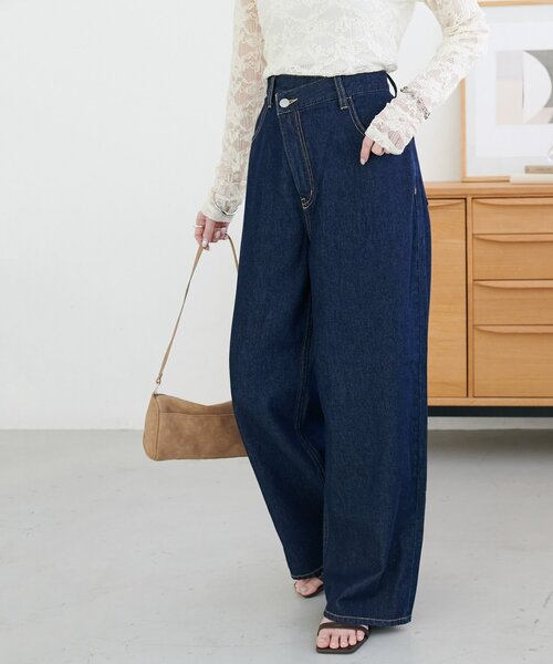 DISCOAT(ディスコート)の「ライトオンスデニムワイドパンツ(その他パンツ・レディース・ブルー/ネイビー・SMALL/MEDIUM/LARGE)」の15枚目の写真