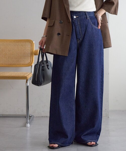 DISCOAT(ディスコート)の「ライトオンスデニムワイドパンツ(その他パンツ・レディース・ブルー/ネイビー・SMALL/MEDIUM/LARGE)」の7枚目の写真