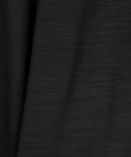 GOLD（ゴールド）の「GOLD / ゴールド：SUMMER WOOL RAGLAN L/S CREW NECK SHIRT：26A-GL69486[MUS]（Tシャツ/カットソー・メンズ・チャコールグレー・M/L）」の4枚目の写真