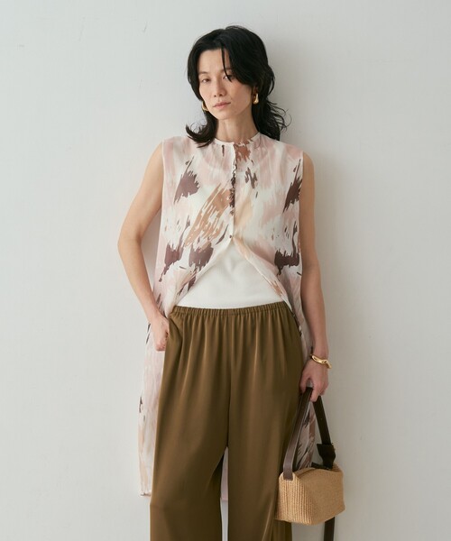 qualite（カリテ）の「シアープリントロングブラウス　きれいめ　夏服　春服　レイヤード　ロングシャツ（シャツ/ブラウス・レディース・スモークピンク・フリー）」の20枚目の写真
