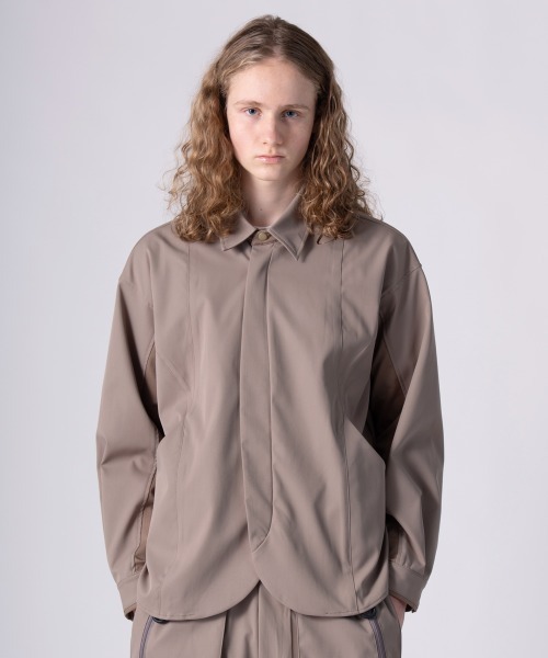 rehacer(レアセル)の「rehacer : Slack Tactical Jacket / スラック タクティカル ジャケット(ブルゾン・メンズ・スミクロ/グレイッシュベージュ・SMALL/MEDIUM/LARGE)」の7枚目の写真