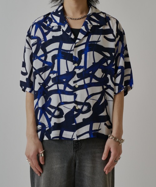 Lui's（ルイス）の「キュプラレーヨンプリントシャツ（シャツ/ブラウス・メンズ・ネイビー/ブラック・S/M）」の11枚目の写真