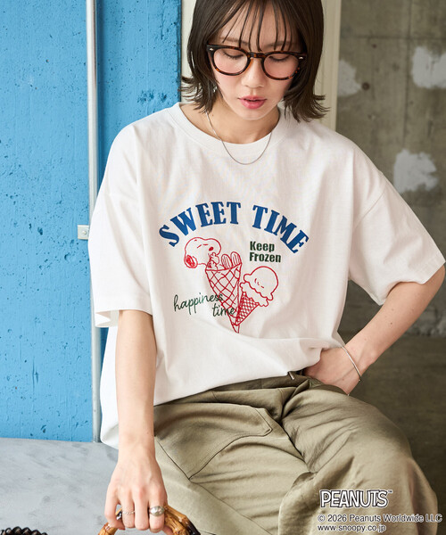 FREAK'S STORE（フリークスストア）の「限定展開　別注/PEANUTS/ピーナッツ SWEET TIME 半袖 Tシャツ（Tシャツ/カットソー・レディース・オフホワイト/ブラック/ライトピンク/ライトグレー・ﾌﾘ-）」の10枚目の写真