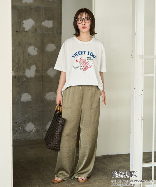 FREAK'S STORE（フリークスストア）の「限定展開　別注/PEANUTS/ピーナッツ SWEET TIME 半袖 Tシャツ（Tシャツ/カットソー・レディース・オフホワイト/ブラック/ライトピンク/ライトグレー・ﾌﾘ-）」の11枚目の写真