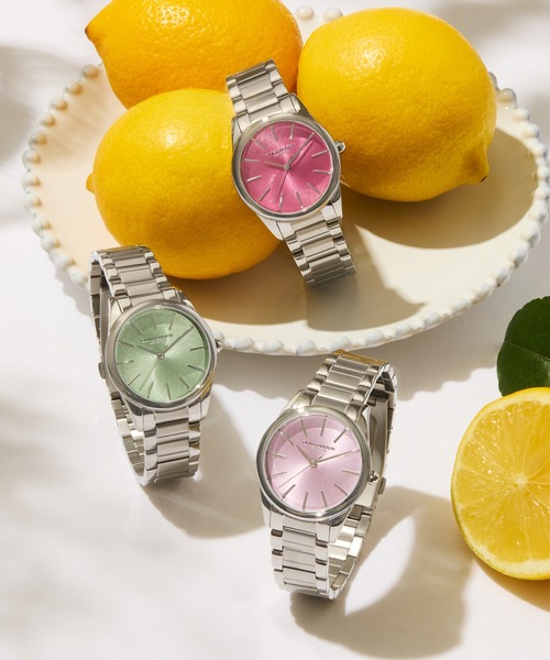 OLIVIA BURTON(オリビアバートン)の「「OLIVIA BURTON/オリビアバートン」クラシック - 34mm グロウフルコレクション 3色展開(アナログ腕時計・レディース・チェリーピンク/ベビーピンク/ミント・34mm)」の5枚目の写真