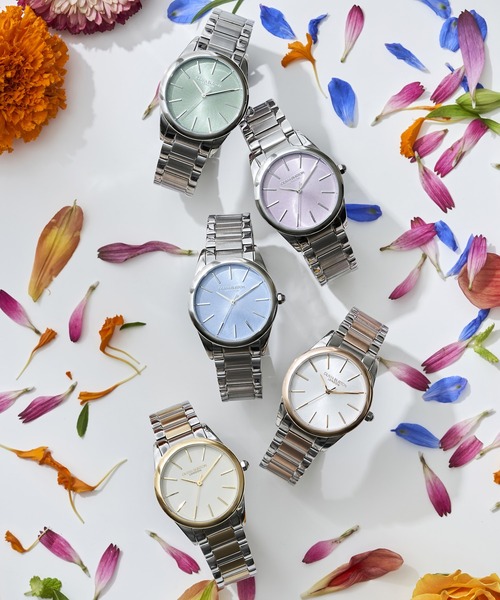 OLIVIA BURTON(オリビアバートン)の「「OLIVIA BURTON/オリビアバートン」クラシック - 34mm グロウフルコレクション 3色展開(アナログ腕時計・レディース・チェリーピンク/ベビーピンク/ミント・34mm)」の6枚目の写真