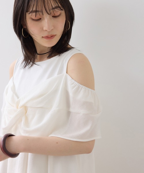 VIS(ビス)の「フロントリボンドッキングトップス/2WAY(Tシャツ/カットソー・レディース・チャコールグレー/オフホワイト・FREE)」の4枚目の写真