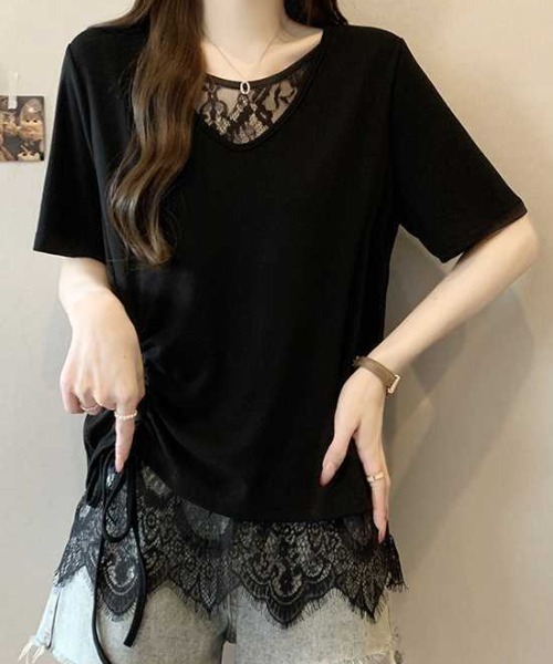 Teem Store(チームストア)の「サイドギャザーレースレイヤードVネックTシャツ(Tシャツ/カットソー・レディース・ブラック/ホワイト・F)」の4枚目の写真
