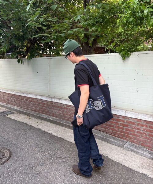 S'EST(エスイーエスティー)の「Patch Shopper Bag Navy(エコバッグ/サブバッグ・メンズ・ネイビー・FREE)」の4枚目の写真
