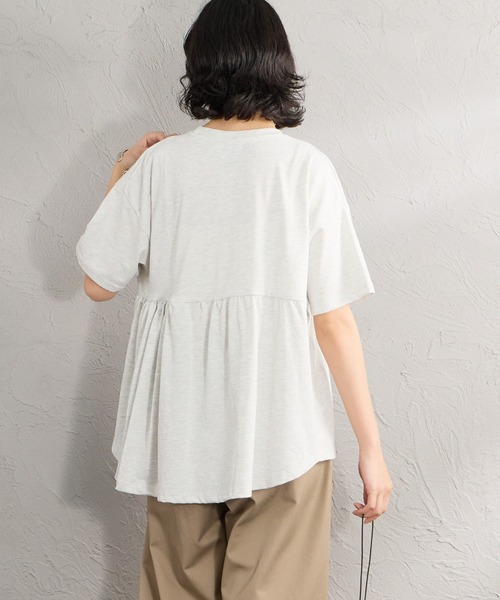 TOWNCRAFT（タウンクラフト）の「[TOWN CRAFT/タウンクラフト・THE FOX/ザフォックス] 別注 ワンポイントロゴ ギャザー切替カットソー（Tシャツ/カットソー・レディース・ライトグレー/ホワイト/ピンク/ブラック/グレイッシュベージュ・F）」の18枚目の写真