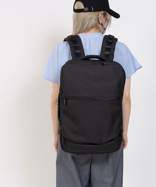 SML(エスエムエル)の「2WAY BUSINESS RUCKSACK(バックパック/リュック・メンズ・ブラック・FREE)」の1枚目の写真