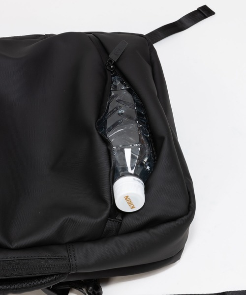 SML(エスエムエル)の「2WAY BUSINESS RUCKSACK(バックパック/リュック・メンズ・ブラック・FREE)」の11枚目の写真
