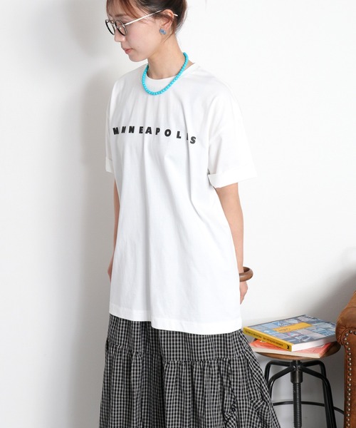 cepo（セポ）の「〈さらっと涼しい、シルキータッチ♪〉シルケットコットン オーバーサイズロゴTee（Tシャツ/カットソー・レディース・ホワイト/ブラック/パープル・M）」の10枚目の写真